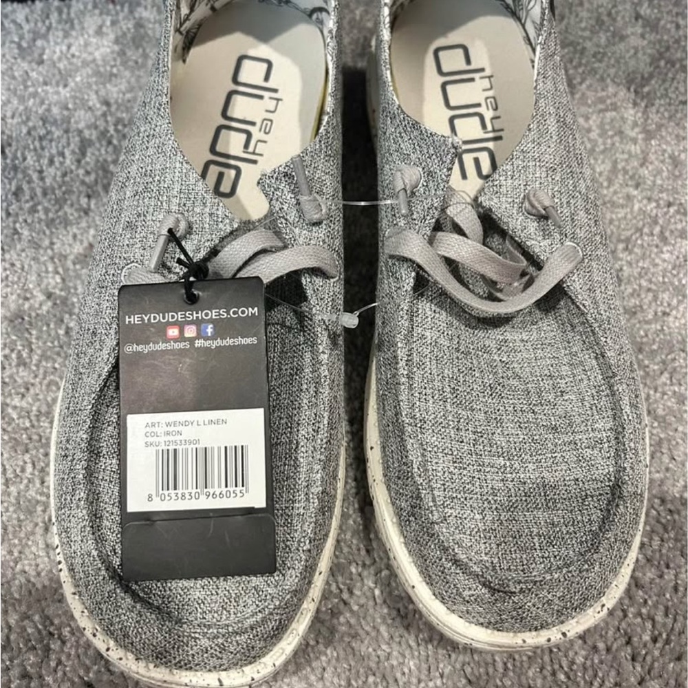 Women’s size 10 Hey Dude Gray Linen